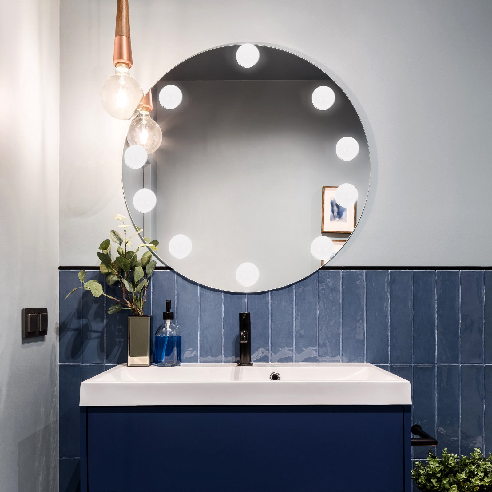 ไฟส่องกระจกแต่งหน้าแบบ LED ปรั - Dressing Table Vanity With Lighted Mirror บทวิจารณ์และราคา